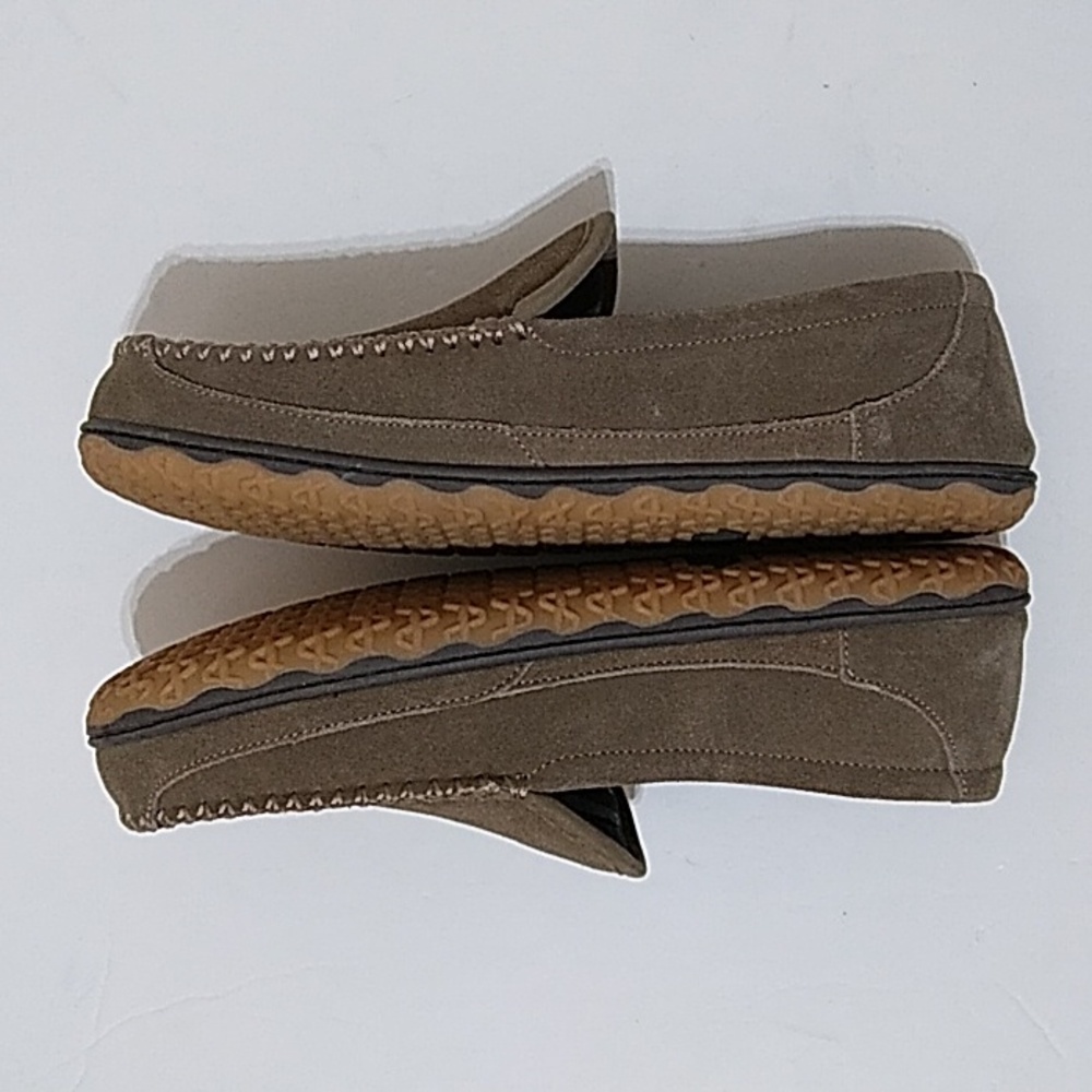 Crown Vintage Denali Men's Moccasin Slippers - Picture 5 of 8